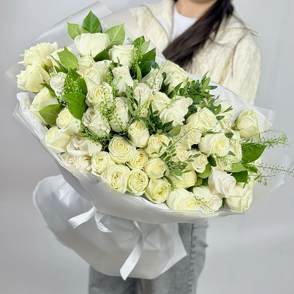 Букет из 101 белой розы россия (50 см)