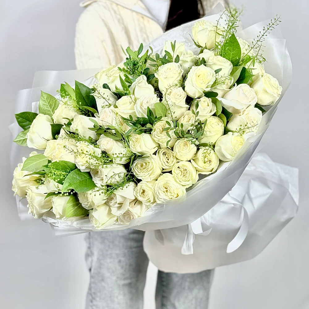 Букет из 101 белой розы россия (50 см)