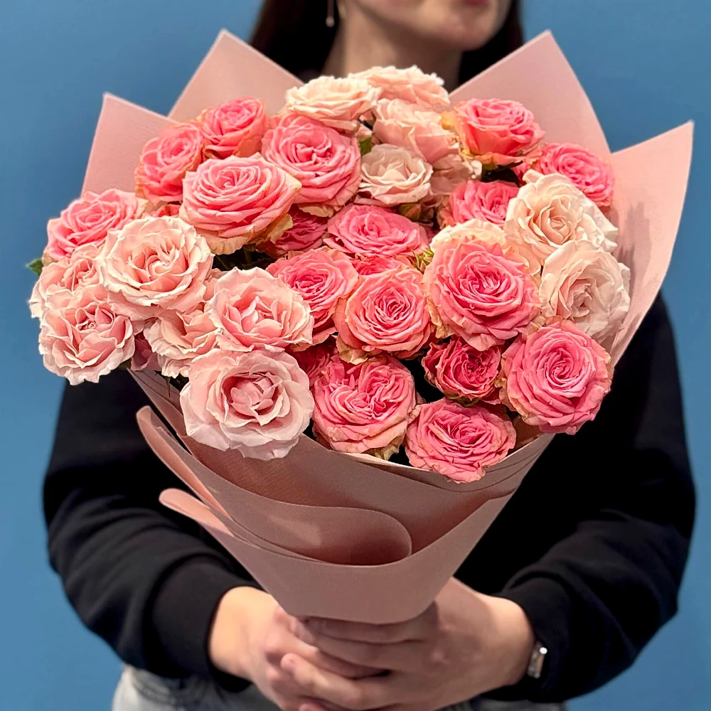 7 кустовых роз