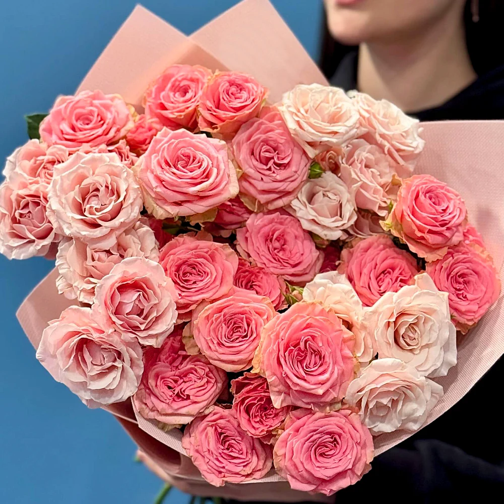 7 кустовых роз