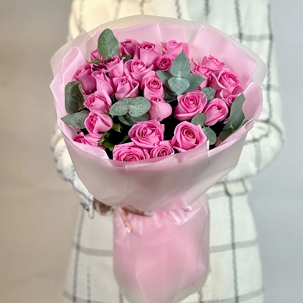 Букет из 25 розовых роз