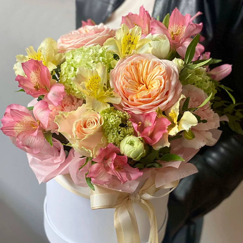 Цветы в коробке