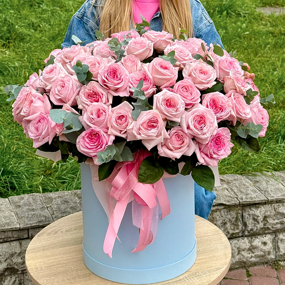 Цветы в коробке