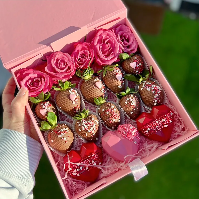 Набор клубники в шоколаде