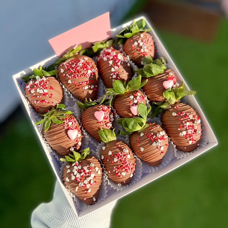 Набор клубники в шоколаде 